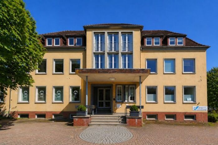Objekt: Moderne Büro oder Praxisräume zentrumsnah mit Parkplätzen bis 424 m²