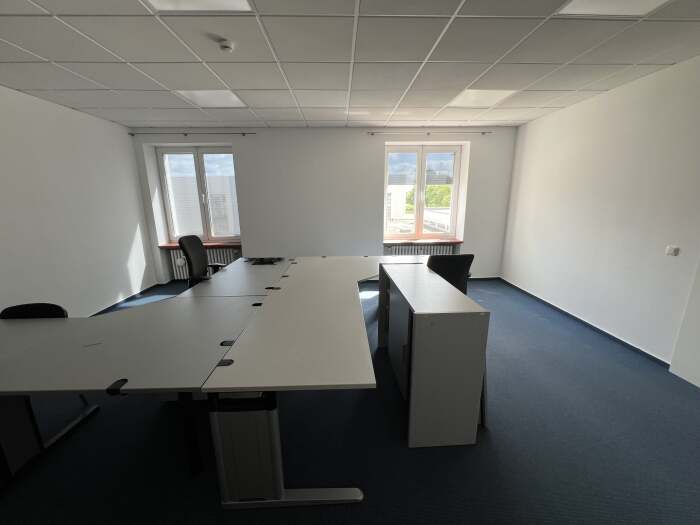 Objekt: Büros zur Miete: von 208 m² bis 1.011 m²