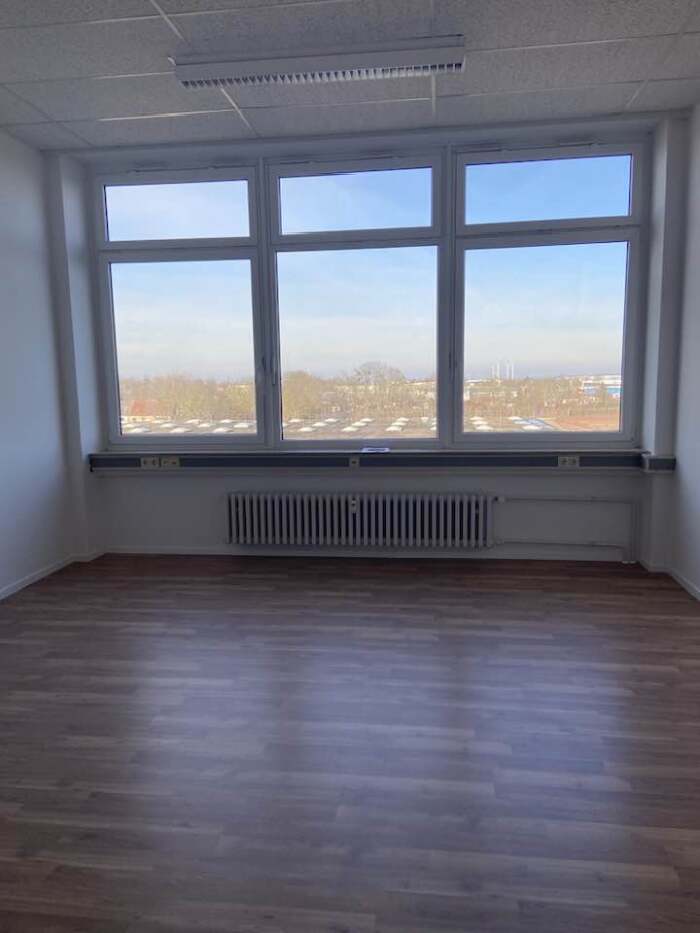 Immobilie: Büro mit 88m² im 4. Obergeschoss