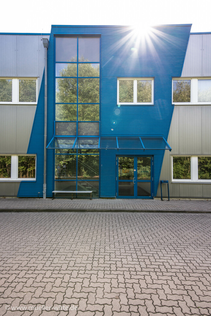 Immobilie: Produktions-/Lager und Büroflächen im TecCenter