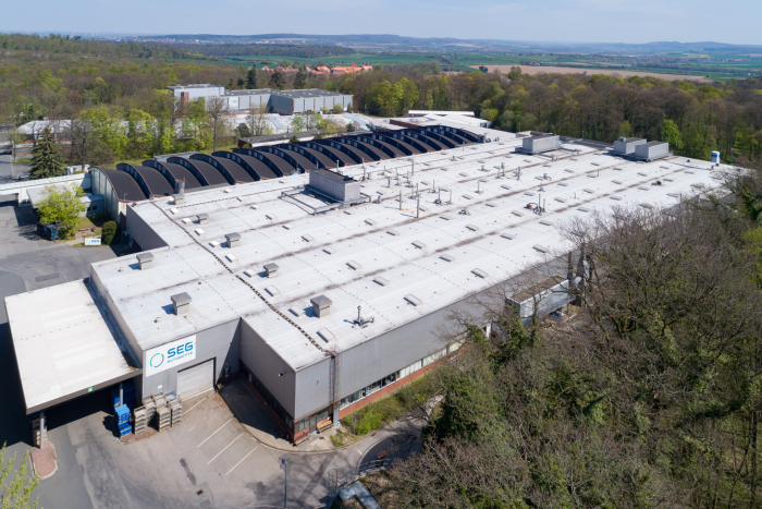 Immobilie: Lager- und Produktionshalle mit Bürofläche im Gewerbepark Hildesheimer Wald HI 152 mit 14.031 m²