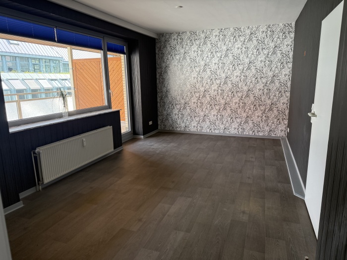 Objekt: Repräsentative Büro- oder Praxisfläche mit Aufzug und zwei Loggien in bester Innenstadtlage von Hildesheim