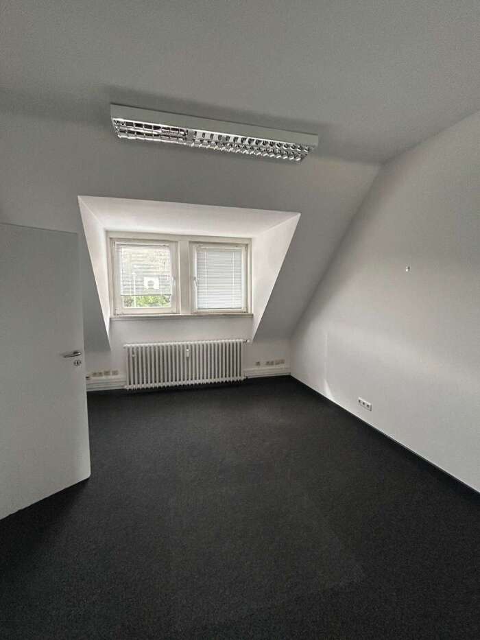 Objekt: Flexible Gewerbefläche über zwei Ebenen in Hildesheim - auch einzeln mietbar