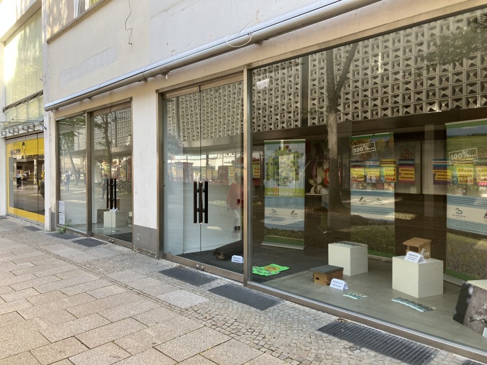 Immobilie: "Wir kümmern uns" - helles Ladengeschäft - Zwischennutzung möglich