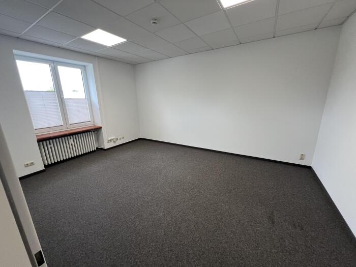 Objekt: Büros zur Miete: von 208 m² bis 1.011 m²