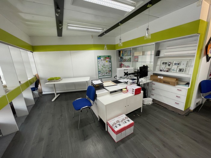 Objekt: Kleines, feines Büro mit Küche - zentral gelegen