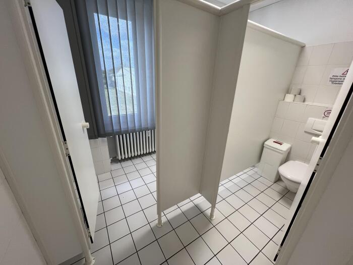 Immobilie: Büros zur Miete: von 208 m² bis 1.011 m²