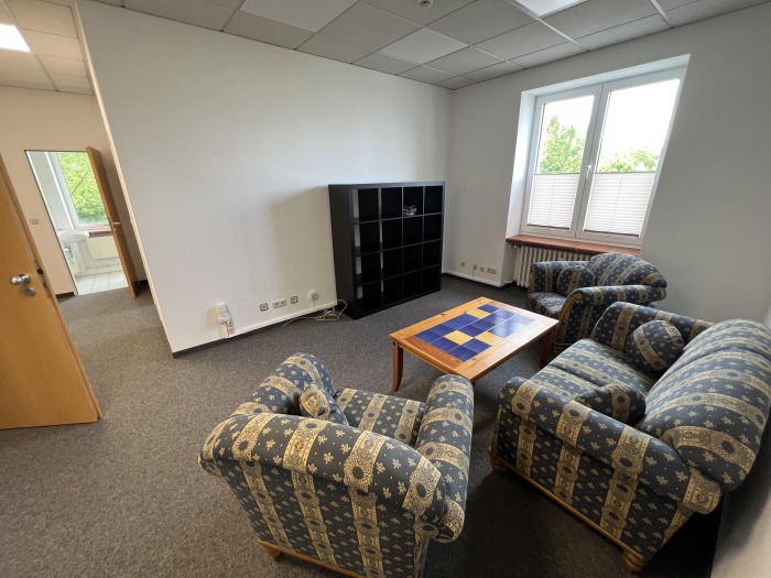 Immobilie: Büros zur Miete: von 208 m² bis 1.011 m²