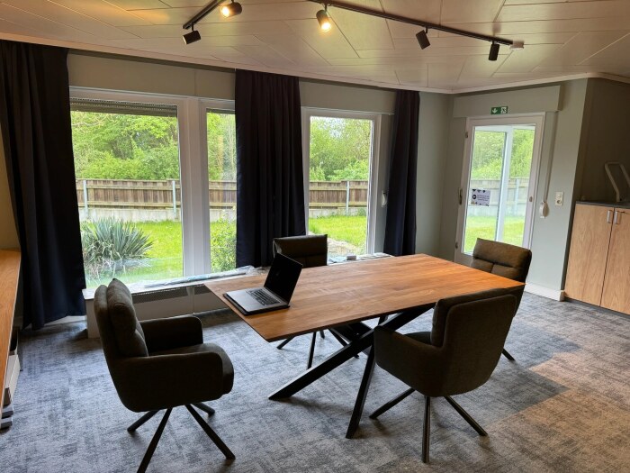 Objekt: Büro 25 m² mit Terrasse & Garten in Algermissen-Lühnde - alles inklusive
