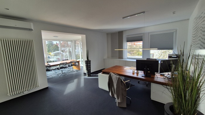 Objekt: Attraktives Bürogebäude mit großer Einliegerwohnung und Garten in der Mittelallee in Hildesheim (zum Kauf, Anmietung ggf. auch möglich)