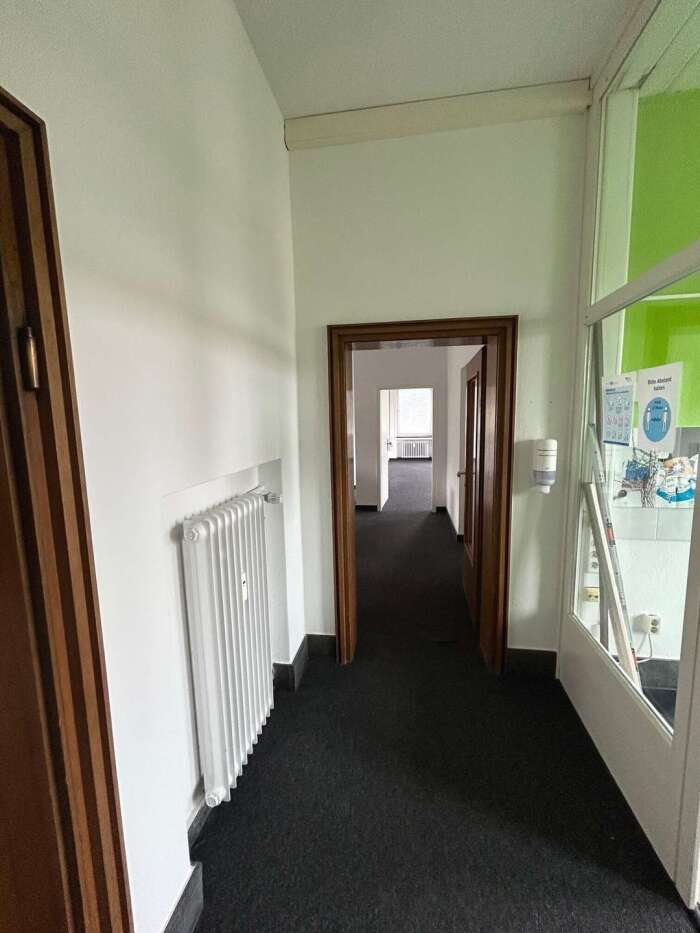 Objekt: Flexible Gewerbefläche über zwei Ebenen in Hildesheim - auch einzeln mietbar