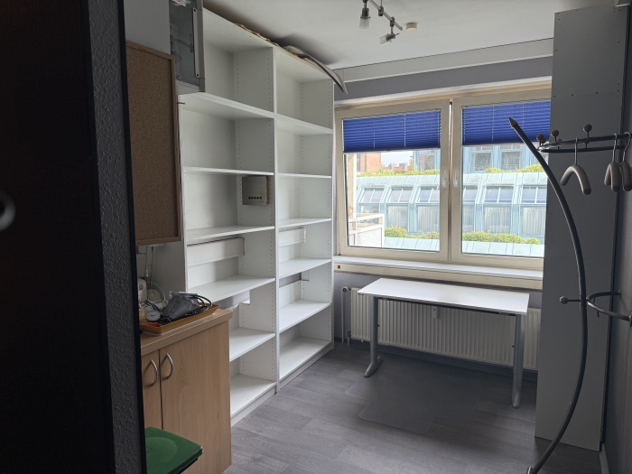 Objekt: Repräsentative Büro- oder Praxisfläche mit Aufzug und zwei Loggien in bester Innenstadtlage von Hildesheim
