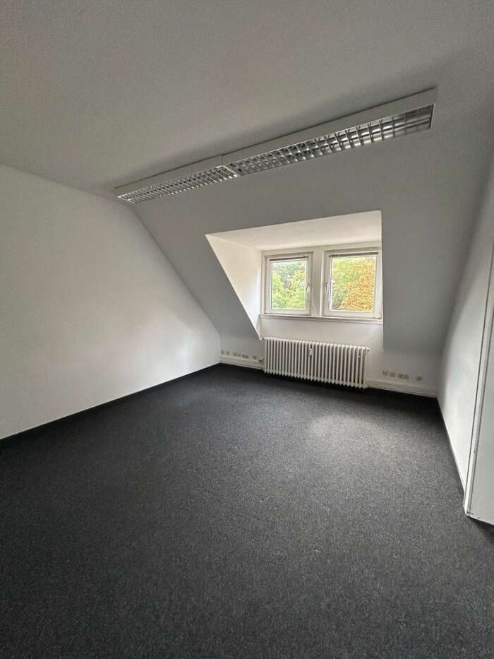 Objekt: Flexible Gewerbefläche über zwei Ebenen in Hildesheim - auch einzeln mietbar