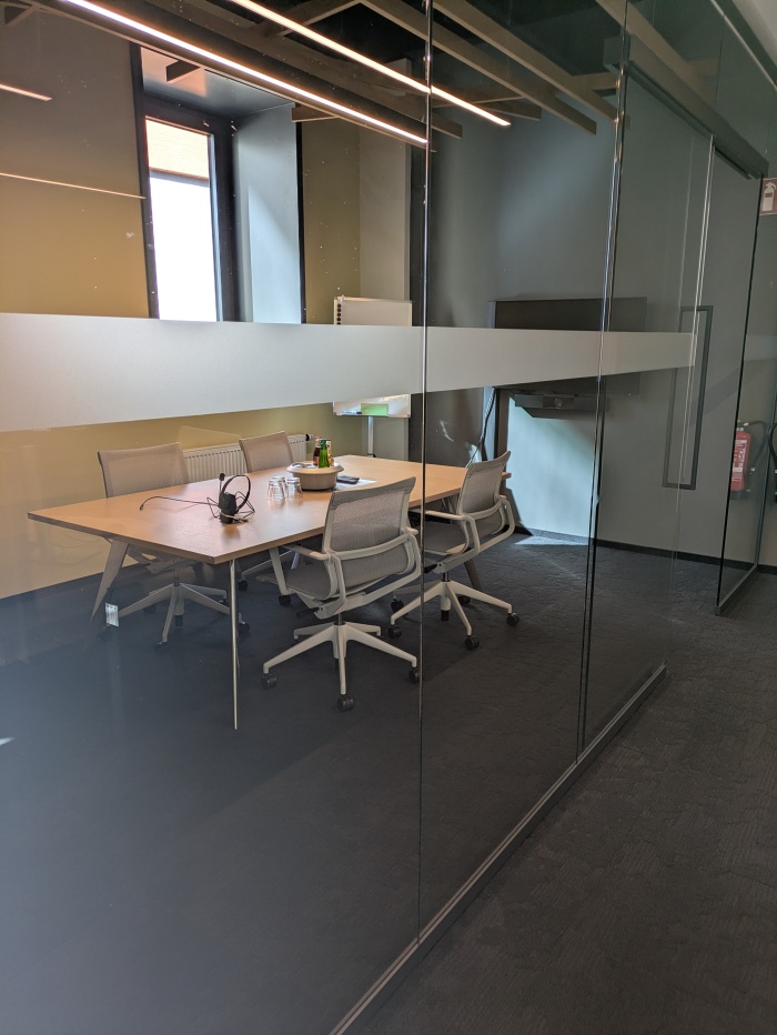 Objekt: Büroflächen und Meetingraum an der Arnekengalerie - Almstraße 9-10