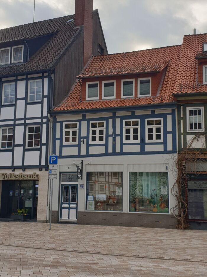 Immobilie: Besondere Praxis, Einzelhandel oder Büro in bester Lage an der neuen Mitte in Bad Salzdetfurth